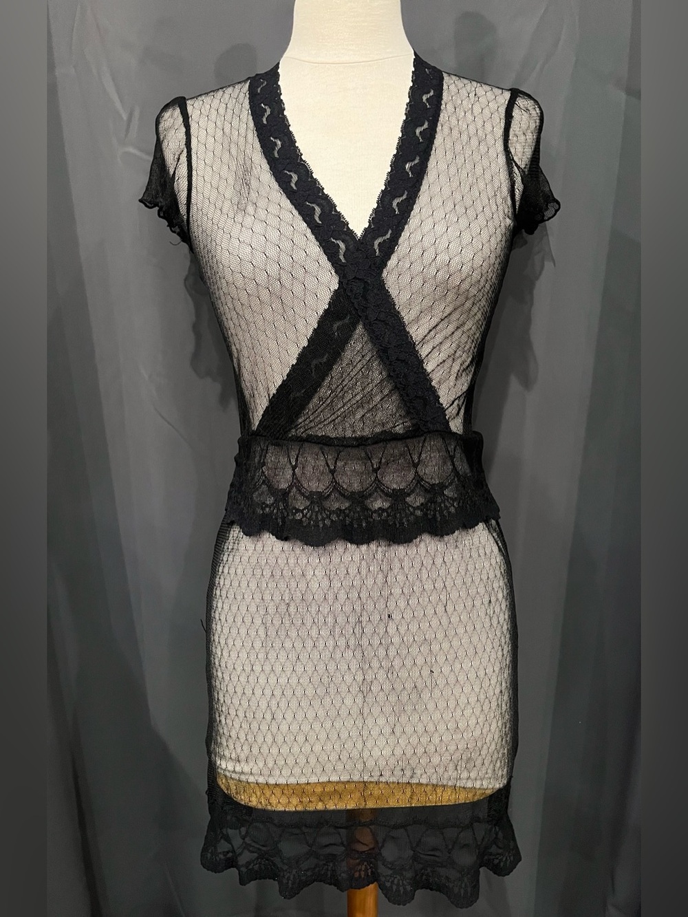 Roxy Red Size S Black Sheer Lace V Neck Mini Dress.